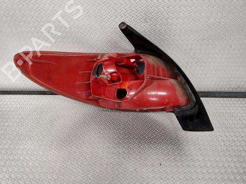 Used Right taillight PEUGEOT 206 Hatchback (2A/C) 1.4 i (75 hp) 28087452