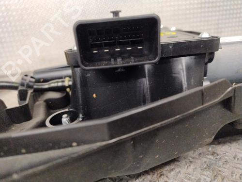 Used Electric handbrake Electric handbrake PEUGEOT 3008 I MPV (0U_) 2.0 HDi 150 / BlueHDi 150 (150 hp) 32740215 32740215