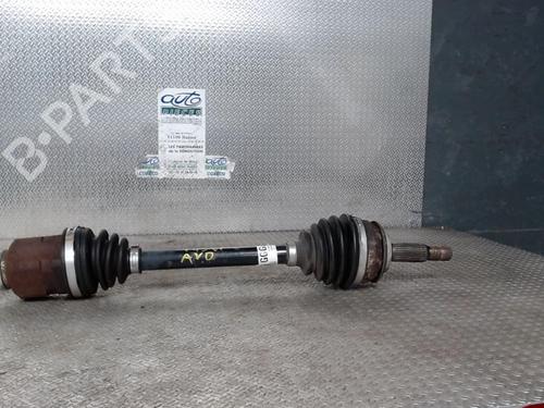 Used Left front driveshaft TOYOTA YARIS (_P9_) 1.4 D-4D (NLP90_, NLP90R) (90 hp) 24079020