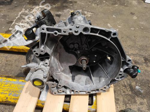 Used Gearbox Gearbox PEUGEOT 208 II (UB_, UP_, UW_, UJ_) 1.2 PureTech 100 (101 hp) 40162354 40162354