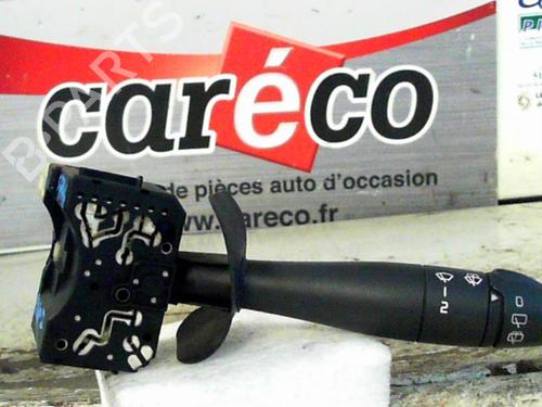 Used Steering column stalk RENAULT CLIO II (BB_, CB_) 1.9 D (B/CB0J) (65 hp) 24066281