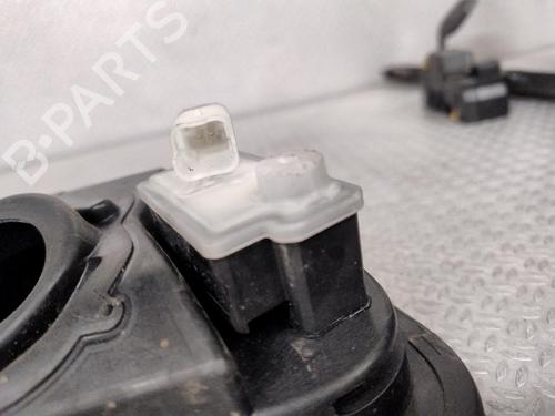 fuel-flap-citroen-c4-spacetourer-3d_-2018-29017256 main image