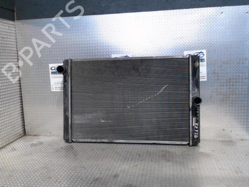 Used Water radiator TOYOTA AURIS (_E15_) 1.4 D-4D (NDE150_, NDE150R) (90 hp) 24074712