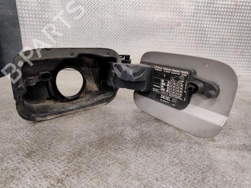 fuel-flap-mercedes-benz-c-class-w204-2007-2008-2009-2010-2011-2012-2013-2014-2015-33007437 main image