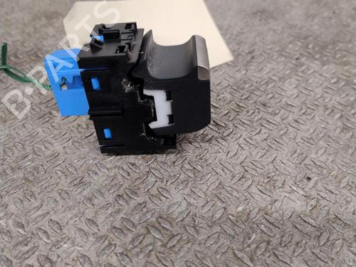 Used Switch Switch PEUGEOT 508 II (FB_, FH_, F3_) 1.5 BlueHDI 130 (FBYHZJ, FBYHZR) (131 hp) 33278311 33278311