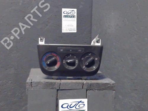 Used Climate control Climate control FIAT GRANDE PUNTO (199_) 1.3 D Multijet (75 hp) 24067970 24067970