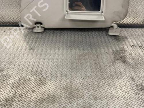 Used Left sun visor Left sun visor 24100070 24100070