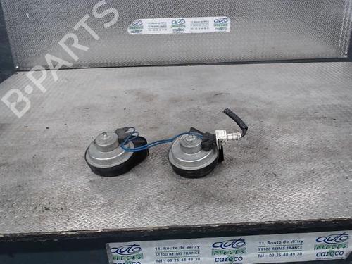 horn-alfa-romeo-159-sportwagon-939_-2005-2006-2007-2008-2009-2010-2011-2012-24094043 main image