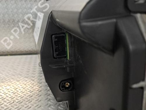 Used Instrument cluster VOLVO XC40 (536) D3 (150 hp) 31077121