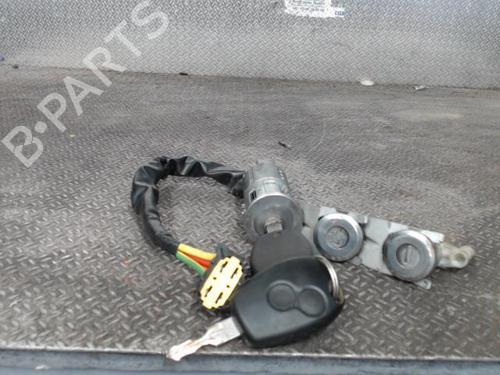 Used Ignition barrel Ignition barrel DACIA SANDERO 1.5 dCi (88 hp) 24090626 24090626