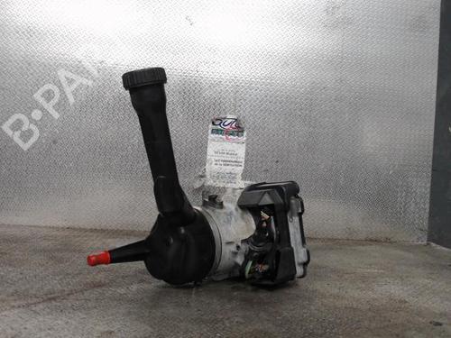 Used Steering pump PEUGEOT 308 I (4A_, 4C_) 1.6 HDi (90 hp) 24089221