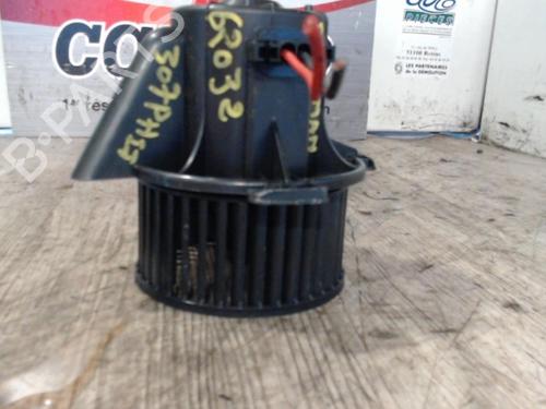 Used Heater blower motor Heater blower motor PEUGEOT 307 (3A/C) 1.6 HDi (90 hp) 24068625 24068625