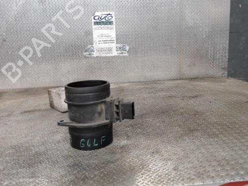 Used Mass air flow sensor VW GOLF VI (5K1) 2.0 TDI (110 hp) 24082793