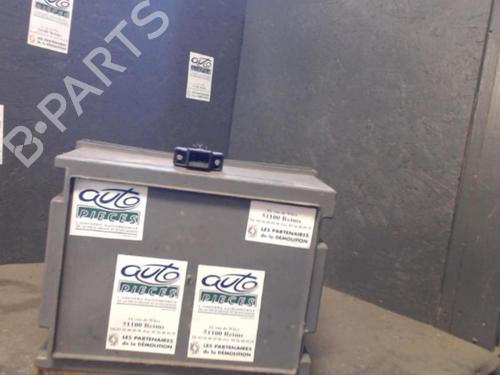 Used Tailgate handle RENAULT CLIO I (B/C57_, 5/357_) 1.9 D (B/C/S576, B/C/S57L) (64 hp) 24069660