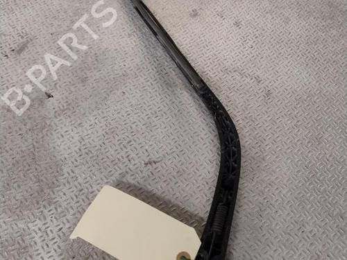 Used Rear windshield wiper arm RENAULT TWINGO I (C06_) 1.2 16V (C06C, C06D, C06K) (75 hp) 27489135