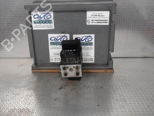 Used ABS pump CITROËN XSARA Coupe (N0) 1.6 i (88 hp) 30483445