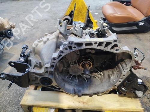 Used Gearbox Gearbox TOYOTA AURIS (_E15_) 2.0 D-4D (ADE150_, ADE150R) (126 hp) 27489208 27489208