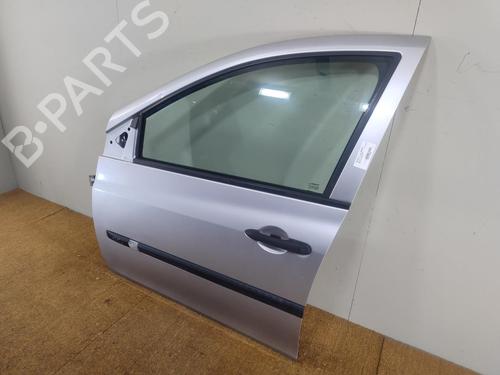 Used Left front door RENAULT CLIO III (BR0/1, CR0/1) 1.5 dCi (C/BR0G, C/BR1G) (68 hp) 29379960