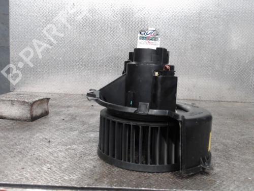 Used Heater blower motor OPEL ZAFIRA A MPV (T98) 2.2 DTI 16V (F75) (117 hp) 24086780