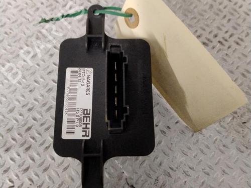 Used Heater resistor PEUGEOT 5008 (0U_, 0E_) 2.0 HDi 150 / BlueHDi 150 (150 hp) 25703308
