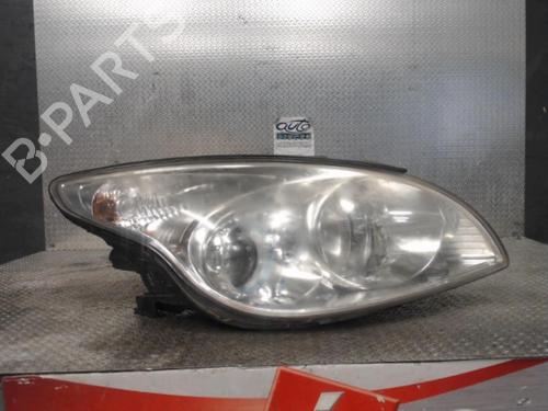 Used Right headlight HYUNDAI i30 (FD) 1.6 CRDi (90 hp) 24085096