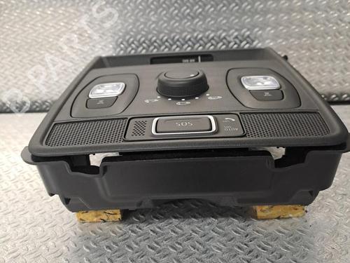 Interior roof light RENAULT CAPTUR II (HF_) TCe 130 (HFMF) | BP24092299I8