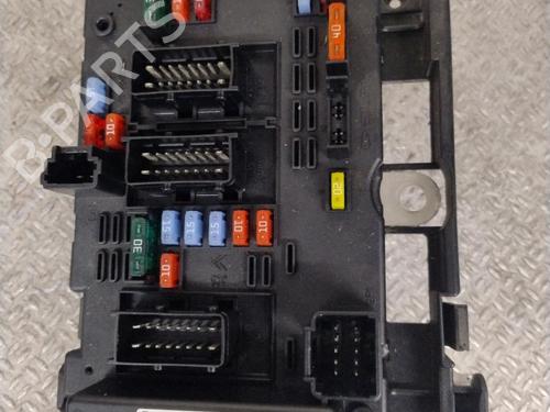 Used Fuse box Fuse box PEUGEOT 206 CC (2D) 1.6 16V (2DNFUF, 2DNFUR) (109 hp) 33058427 33058427