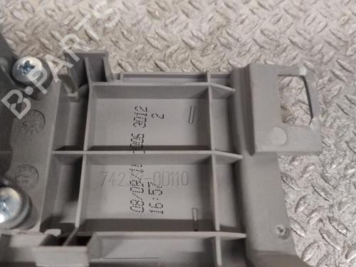 Used Left front window switch Left front window switch TOYOTA YARIS (_P9_) 1.4 D-4D (NLP90_, NLP90R) (90 hp) 32399494 32399494