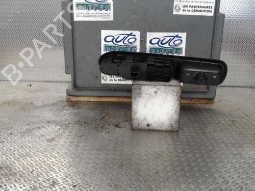 Used Left front window switch Left front window switch PEUGEOT 407 (6D_) 1.6 HDi 110 (6D9HZC, 6D9HYC) (109 hp) 24071364 24071364