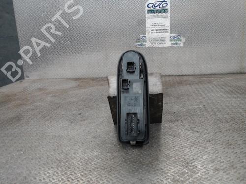 Left front window switch CITROËN C5 III (RD_) 2.0 HDi 180 (RDAHWT) | BP24081421I27 - Image 2