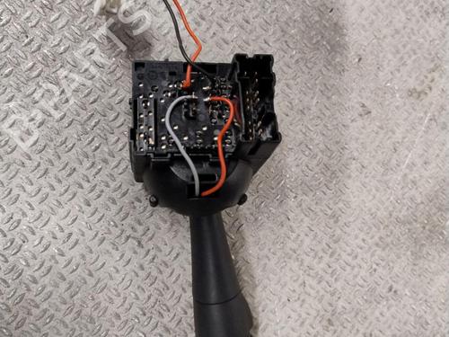 steering-column-stalk-renault-clio-iv-bh_-2012-2013-2014-2015-2016-2017-2018-2019-2020-2021-32223177 main image