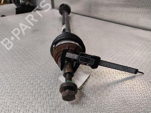 Used Right front driveshaft Right front driveshaft VW JETTA III (1K2) 1.6 (102 hp) 24061937 24061937