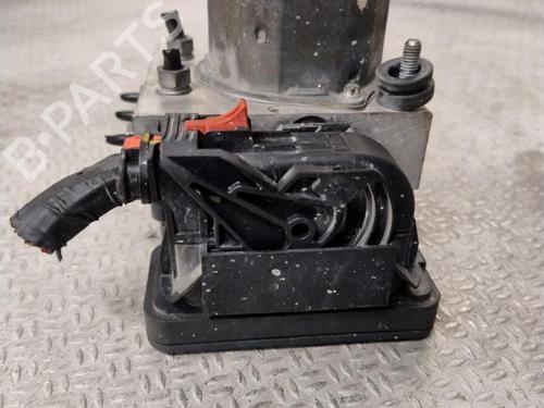 Used ABS pump SKODA FABIA II (542) 1.6 TDI (75 hp) 28615057