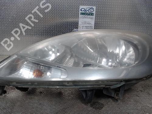 Used Left headlight RENAULT TRAFIC II Van (FL) 2.0 dCi 90 (FL0H) (90 hp) 24076959