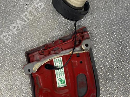 Używane Klapa wlewu paliwa CITROËN C1 (PM_, PN_) 1.0 (68 hp) 24099416