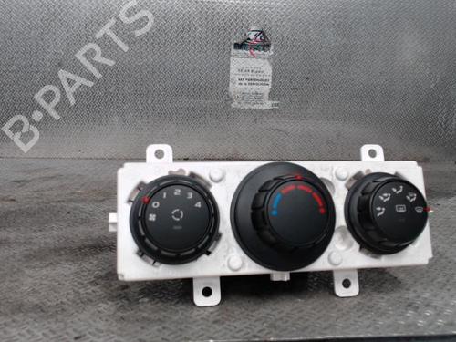 Used Climate control Climate control 37596182 37596182