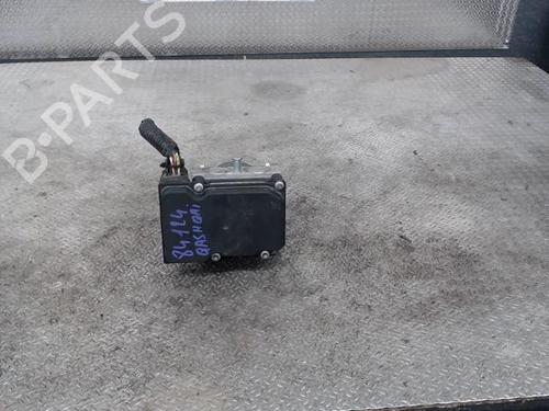Used ABS pump NISSAN QASHQAI I (J10, NJ10) 1.5 dCi (106 hp) 30484384