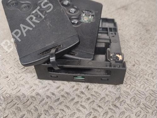 Used Card reader RENAULT FLUENCE (L3_) 1.5 dCi (L30B) (106 hp) 31302186