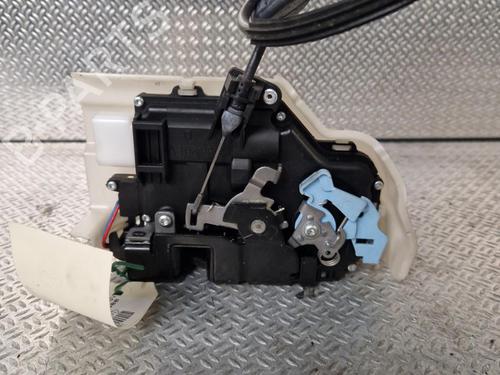 front-right-lock-vw-touran-1t3-2010-2011-2012-2013-2014-2015-2016-24095585 main image