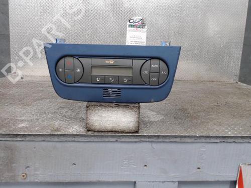 Commande Chauffage FORD FIESTA V (JH_, JD_) 1.4 TDCi (68 hp) 24088134