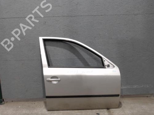 Used Right front door SKODA OCTAVIA I (1U2) 1.9 TDI (110 hp) 24074457