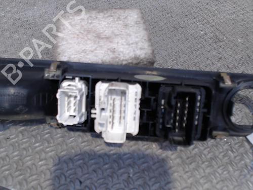 Used Left front window switch RENAULT ESPACE IV (JK0/1_) 1.9 dCi (JK0U) (116 hp) 24078379