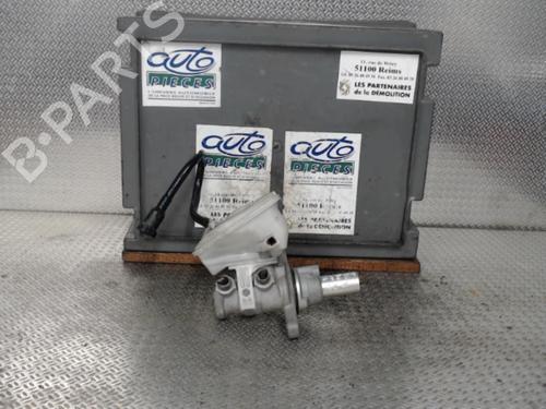 Used Brake master cylinder Brake master cylinder 24072500 24072500
