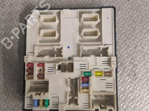 Used Fuse box Fuse box 38797509 38797509