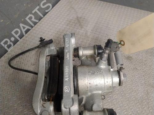Right rear brake caliper RENAULT MASTER III Platform/Chassis (EV, HV, UV) 2.3 dCi 145 FWD (EV0E, EV0F, HV0E, HV0F, UV0E, UV0F,... | BP37163065M106 - Image 3