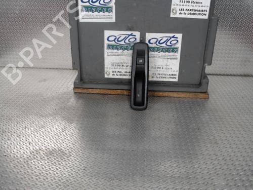 Used Left rear window switch RENAULT GRAND SCÉNIC III (JZ0/1_) 1.9 dCi (JZ0J, JZ0N, JZ1K, JZ1S) (131 hp) 24072234