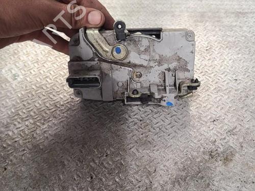 Front left lock PEUGEOT 406 (8B) 1.8 16V | BP24099994C98 