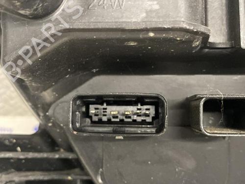Used Left headlight RENAULT LAGUNA III (BT0/1) 2.0 dCi (BT07, BT0J, BT14, BT1A, BT1S) (131 hp) 24101670