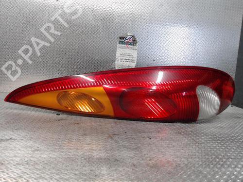 Used Right taillight NISSAN ALMERA TINO (V10) 2.2 dCi (112 hp) 24091062