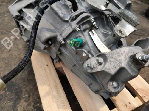 Used Gearbox Gearbox DACIA DUSTER (HS_) 1.5 dCi (HSMC) (107 hp) 32511133 32511133